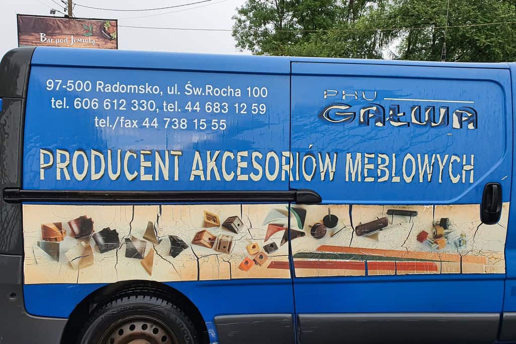 Folia monomeryczna na samochodzie po 4 latach użytkowania